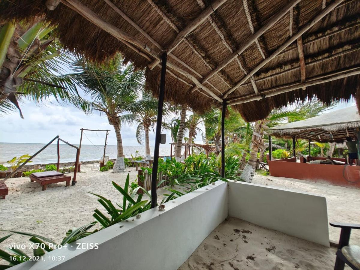 Lunazul Eco-Cabana Frente Al Mar Mahahual Exterior photo